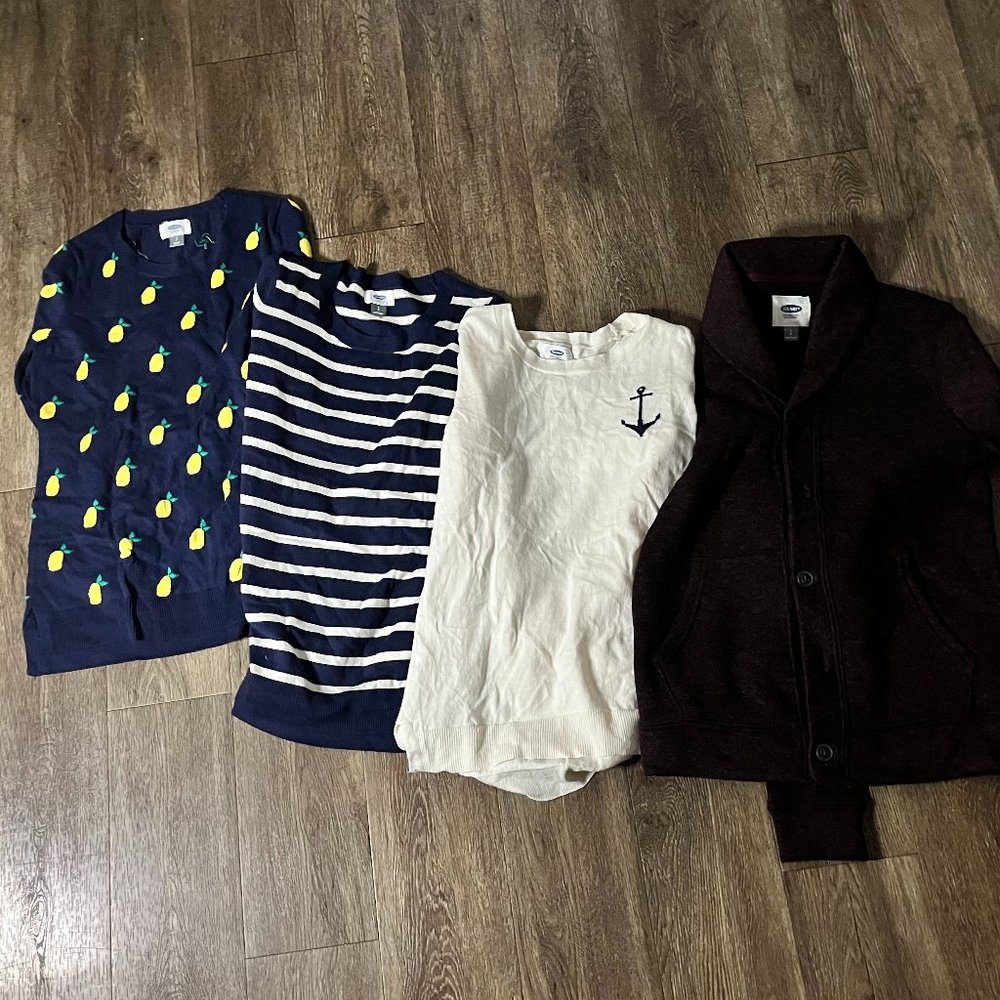 3 Old Navy Knit sweaters and cardigan